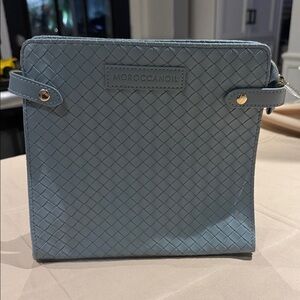 Moroccanoil Textured Cosmetic Pouch in Dusty Blue